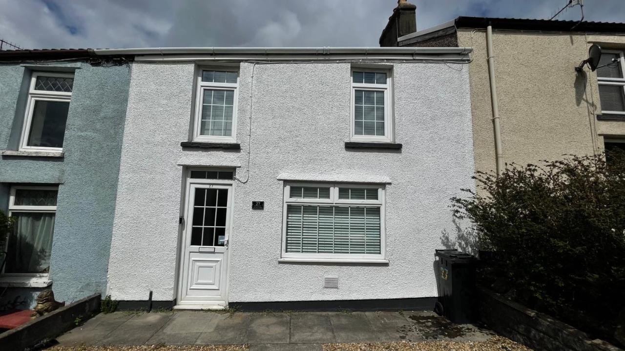 Ty Caer Cottage Merthyr Tydfil Dowlais Eksteriør billede